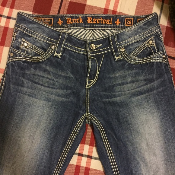 Rock Revival Jeans - Picture 5 of 5